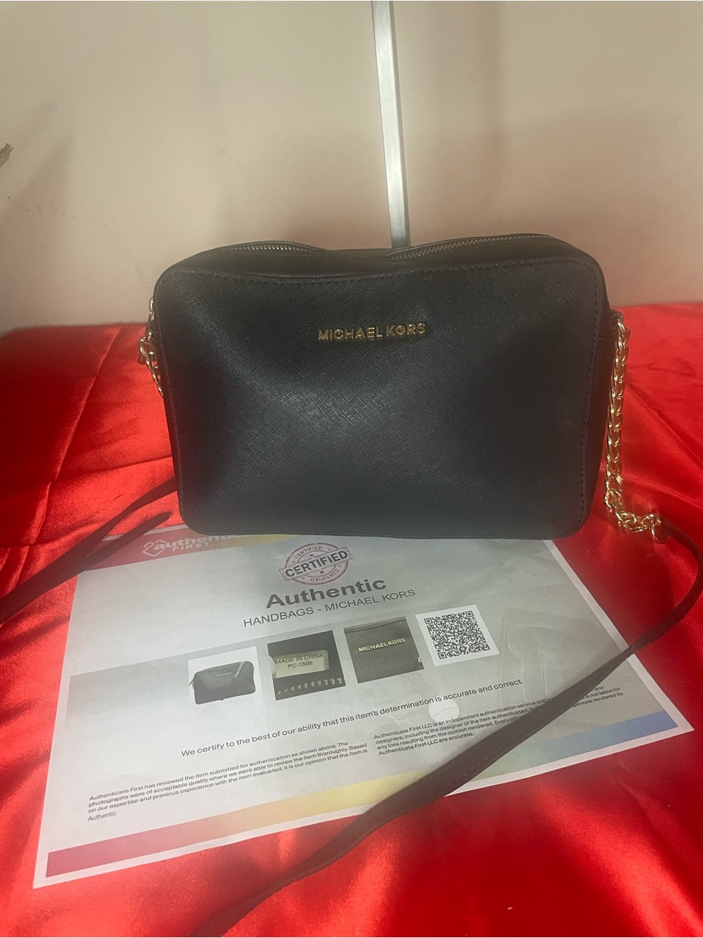 Authentic Michael Kors Purse  #097NCOA Jet Set Saffiano Leather Crossbody